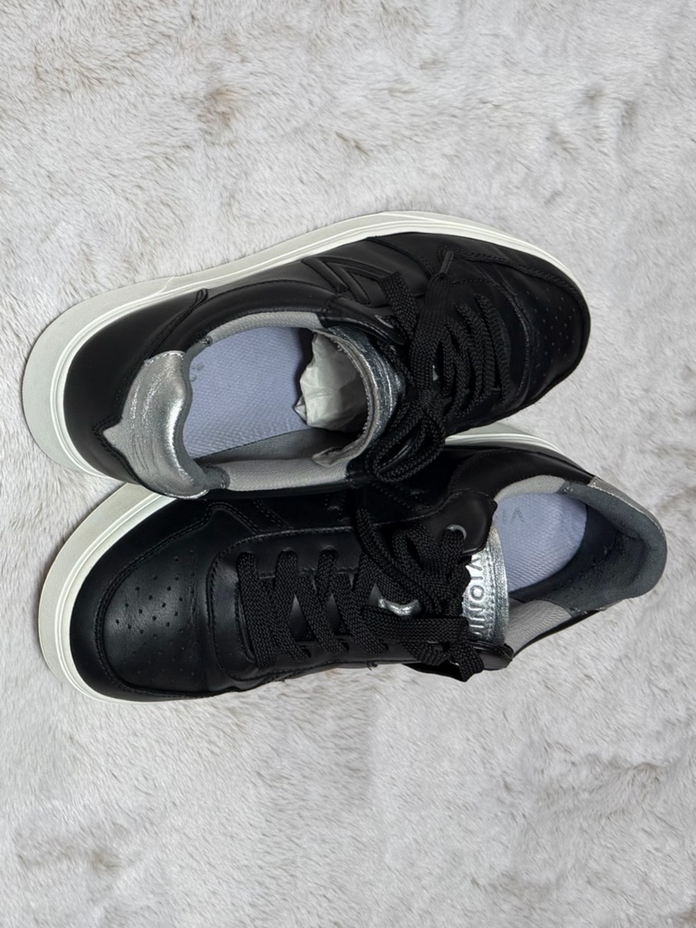 Women’s Vionic Kimmie Court Sneaker Black & Silver Leather 11W - Picture 14 of 16